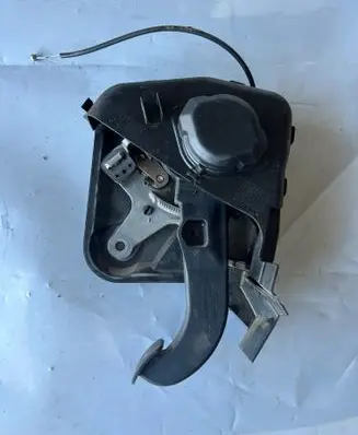 Mercedes-Benz C W203 Handbrake/parking brake lever assembly A2036890208 A2036890308 PP203420005