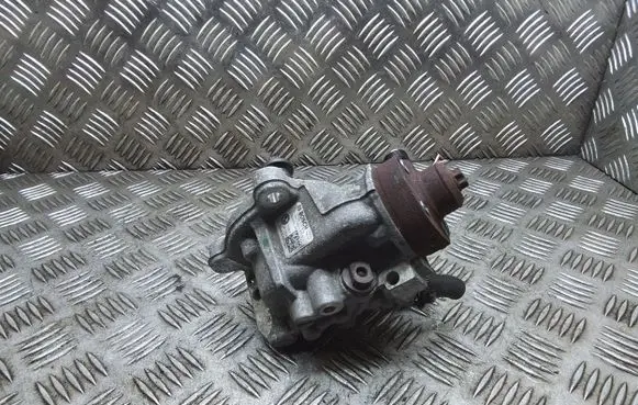 Mini Cooper Countryman R60 Fuel injection high pressure pump 0445010519 7823452 782345204