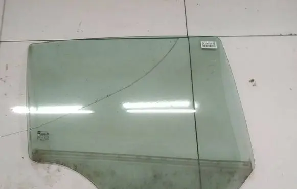 Opel Astra H Rear door window glass AS2