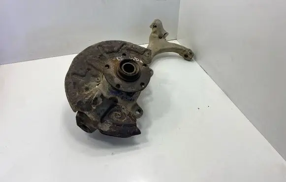Audi A4 S4 B6 8E 8H Front wheel hub 