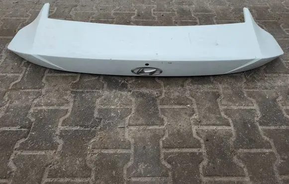 Hyundai Elantra VII Tailgate/trunk spoiler 