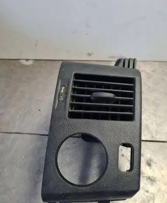 Volkswagen Crafter Rear air vent grill DN14078