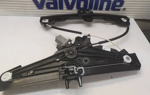 Peugeot 308 Front window lifting mechanism without motor 9830815180 E22351104