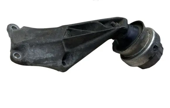 Audi A6 S6 C6 4F Engine mounting bracket 4F0199307R W180662