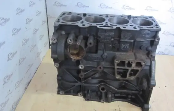 Volkswagen Crafter Engine block 