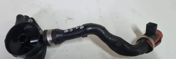 Mercedes-Benz E AMG W212 Breather hose/pipe A6420160881