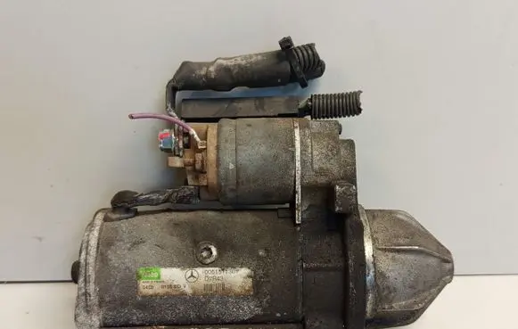 Mercedes-Benz C W203 Starter motor 0051511301