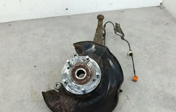 Honda Accord Front wheel hub spindle knuckle 