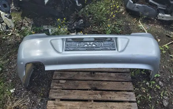 Chrysler 300M Rear bumper 04805153