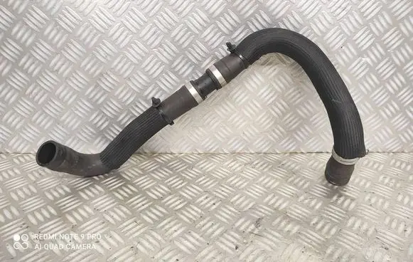 Renault Trafic III (X82) Engine coolant pipe/hose 215017976R