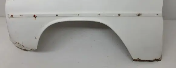 Mercedes-Benz COMPAKT W115 Fender