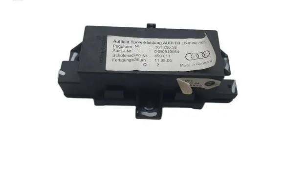 Audi A8 S8 D3 4E Door control unit/module 04E0919064