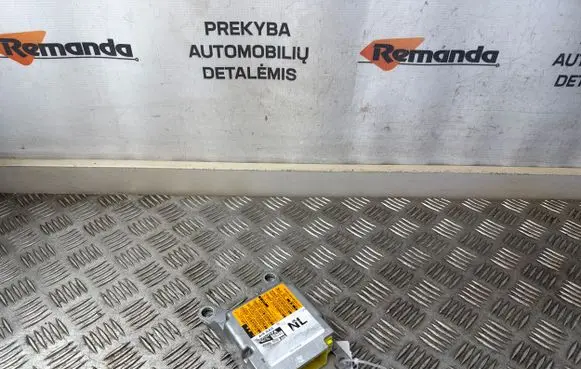 Toyota Auris E180 Airbag control unit/module 8917002C30