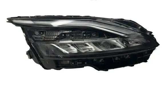 Nissan Qashqai J12 Headlight/headlamp E1336065R 1008D02G