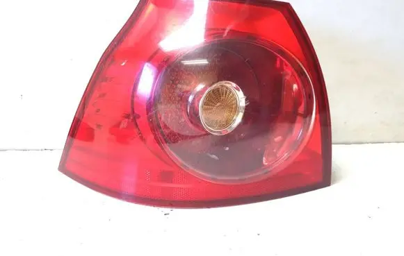 Volkswagen Golf V Rear/tail lights 89031803