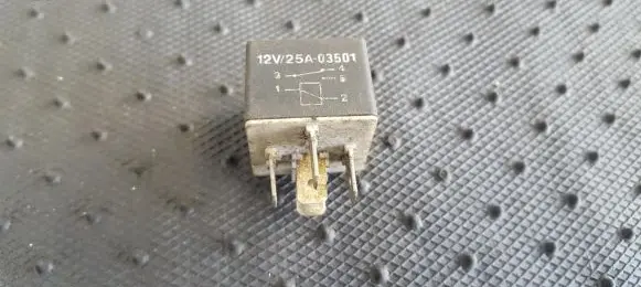 Peugeot 306 Other relay 12V25A03501