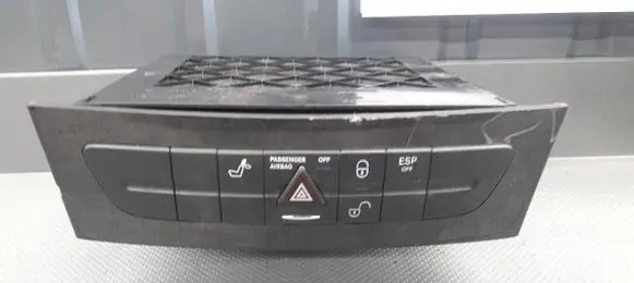 Mercedes-Benz CLS C219 ESP (stability program) switch A2116800552