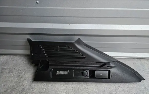 Alfa Romeo Stelvio Tailgate/boot cover trim set 