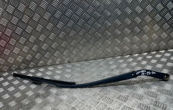 Jeep Compass Front wiper blade arm 89813772