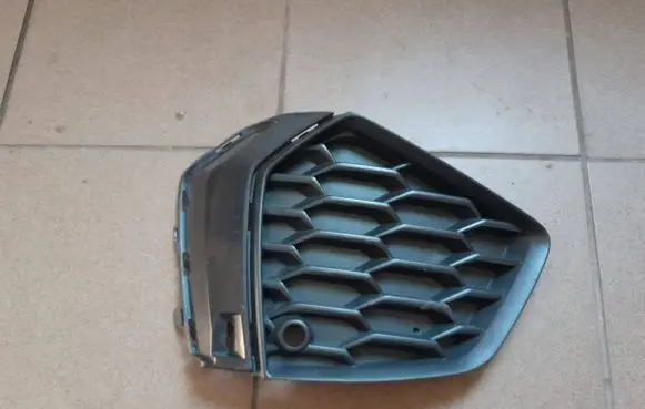 Audi A3 8Y Front bumper lower grill 8Y0807681B 969982