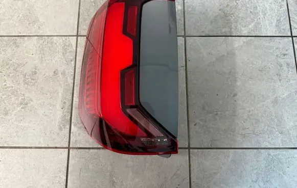 Volkswagen Amarok II Rear/tail lights N1XB13097BE
