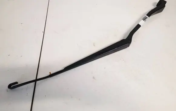 Toyota RAV 4 (XA20) Front wiper blade arm