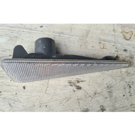 Renault Espace IV Front fender indicator light