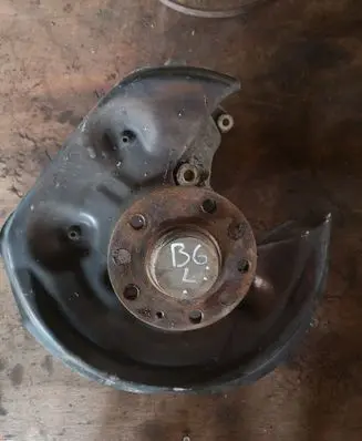 Volkswagen PASSAT B6 Rear wheel hub