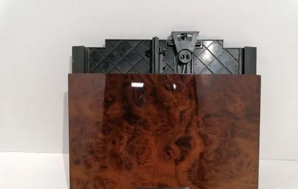 Ashtray (front)
