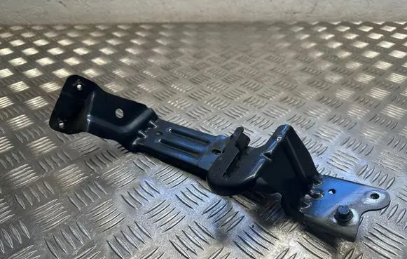 Cupra Formentor Other engine bay part 5FF805371
