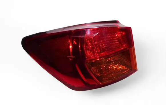 Lexus IS 220D-250-350 Rear/tail lights