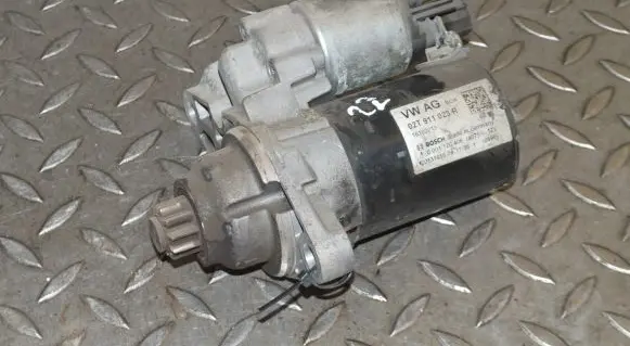 Volkswagen Golf VII Starter motor 02T911023R