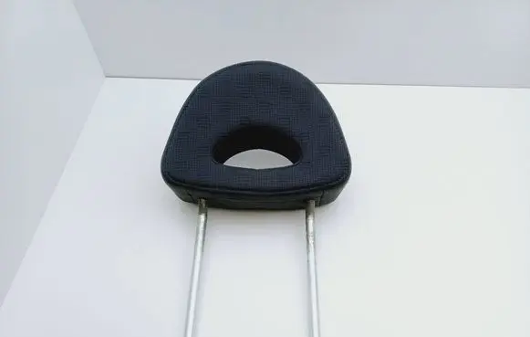 Nissan Micra Front seat headrest 