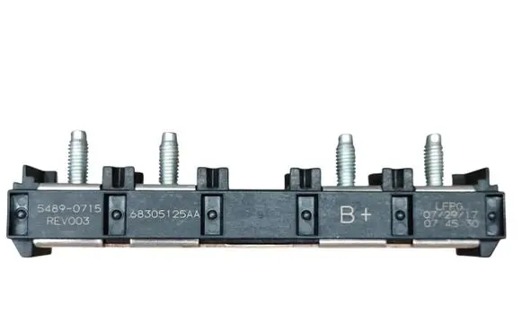 Chrysler Pacifica Fuse module 68305125AA