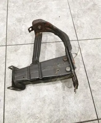 Mercedes-Benz CLS C219 Front bumper shock/impact absorber 