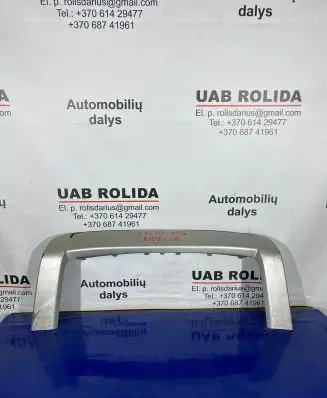 Front bumper splitter molding