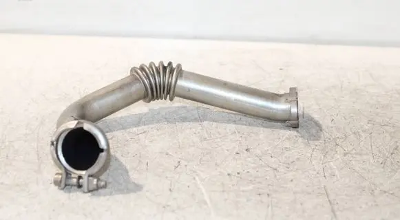 Volkswagen PASSAT CC EGR valve line/pipe/hose 03L131521A