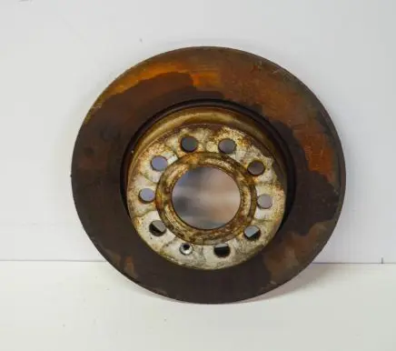 Volkswagen Golf VII Rear brake disc