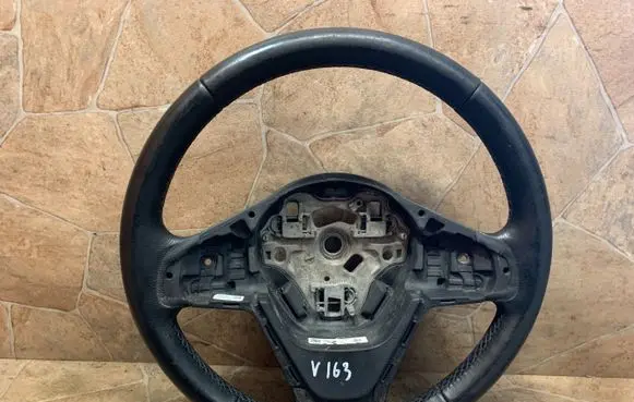 BMW 2 F46 Steering wheel 6263591