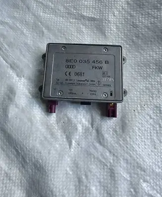 Audi A6 S6 C6 4F Antenna control unit 8E0035456B 09103112