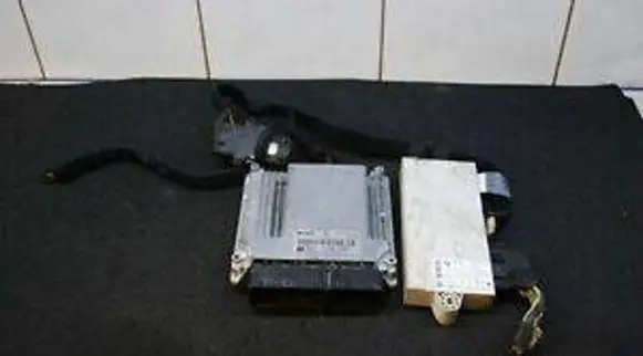 BMW 5 E60 E61 Engine ECU kit and lock set 7796678 031165914 0281012191