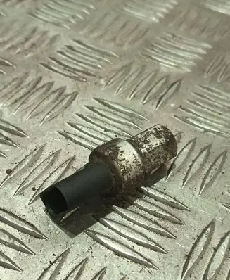 Air conditioning (A/C) pressure sensor