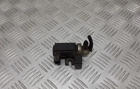 Opel Corsa C Valve vacuum 7.21903.39