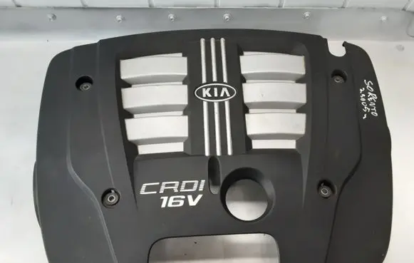 KIA Sorento Engine cover (trim)