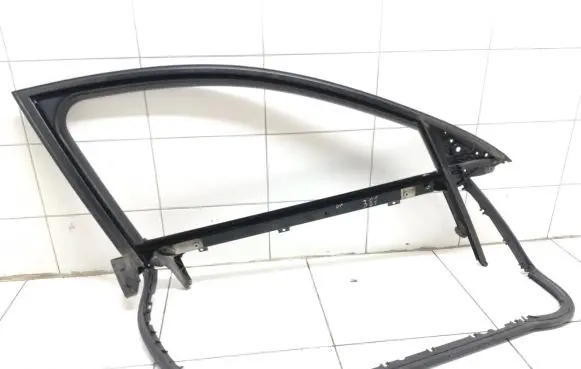 Audi A6 Allroad C6 Front door window/glass frame 4F0837630