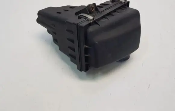 Opel Agila A Air filter box cover 092046312863022