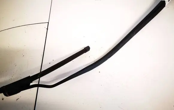 Nissan Murano Z50 Front wiper blade arm