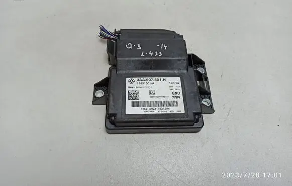 Audi Q3 8U Hand brake control module 3AA907801H