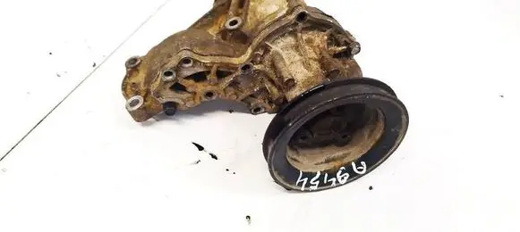 Audi 80 90 S2 B4 Water pump 