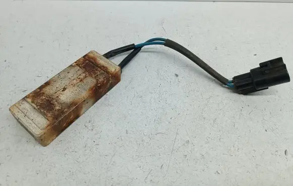 Coolant fan relay